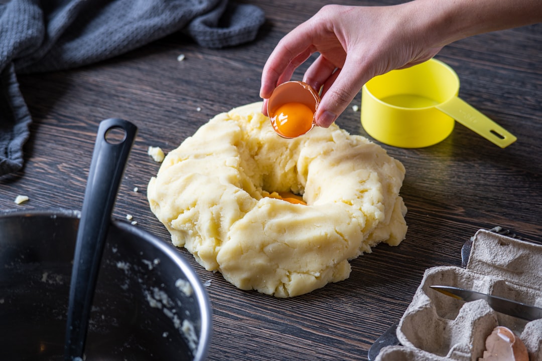 Photo Flour and eggs